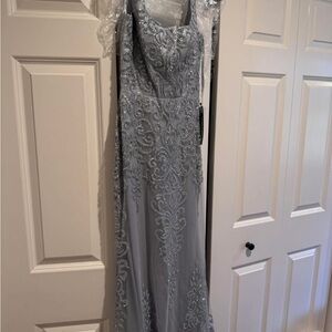 NEW silver FORMAL PARTY WEDDING EVENING FITTED EMBELLISHED SHEATH GOWN Cd814